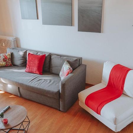 Апартаменты 10 Min From The Airport-Wifi-Free Parking Samarate Экстерьер фото
